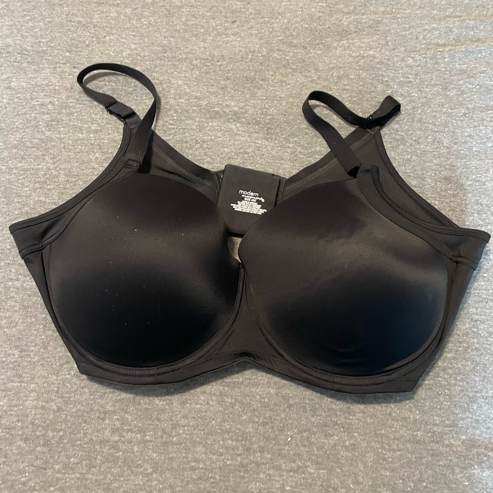Modern Movement back smoothing bra